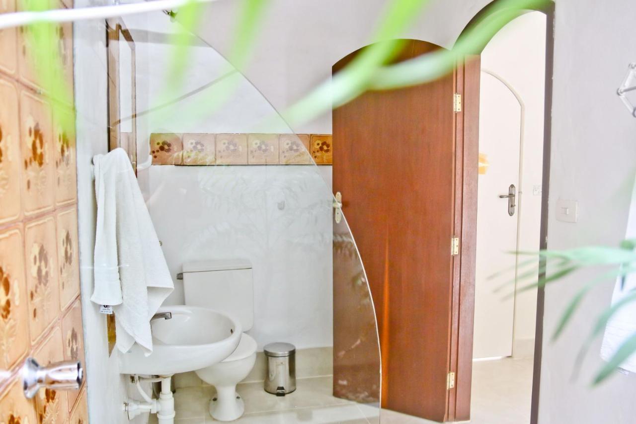 Acomodação com café da manhã  Casa Mani Ubatuba