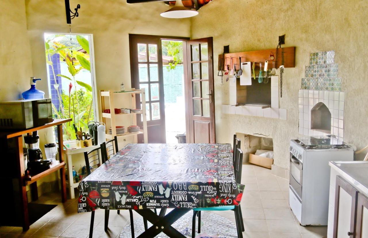Casa Mani Acomodação com café da manhã  Ubatuba